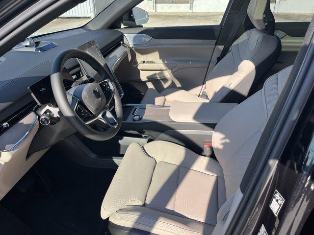 new 2025 Volvo EX90 car, priced at $90,990