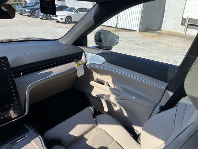 new 2025 Volvo EX90 car, priced at $90,990