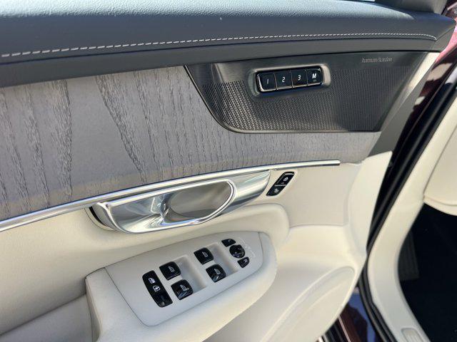 new 2025 Volvo XC90 car, priced at $73,145