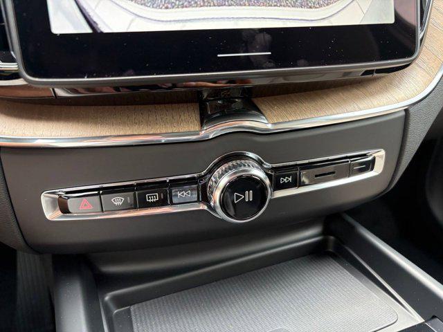 new 2026 Volvo XC60 car, priced at $57,985