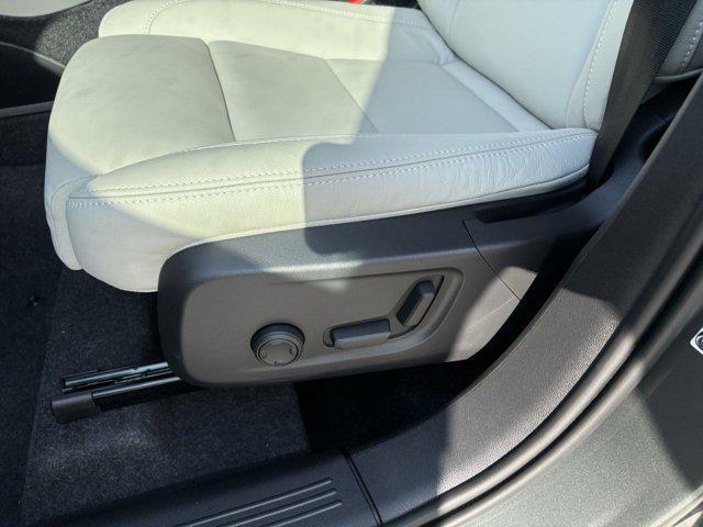 new 2026 Volvo XC40 car, priced at $48,142