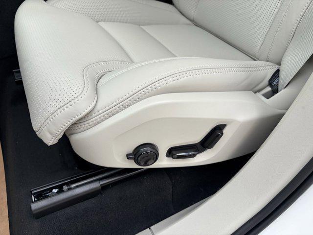 new 2026 Volvo XC90 Plug-In Hybrid car, priced at $85,625