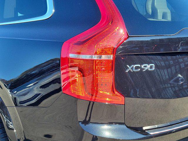 new 2025 Volvo XC90 car, priced at $67,265