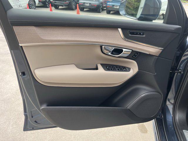 new 2025 Volvo XC90 car, priced at $66,695