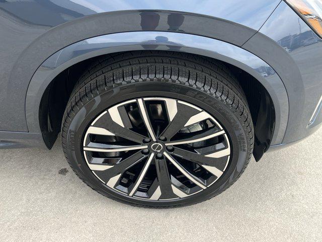 new 2025 Volvo XC90 car, priced at $66,695