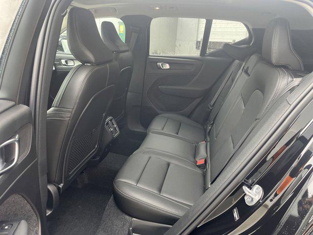 new 2025 Volvo XC40 car, priced at $50,595