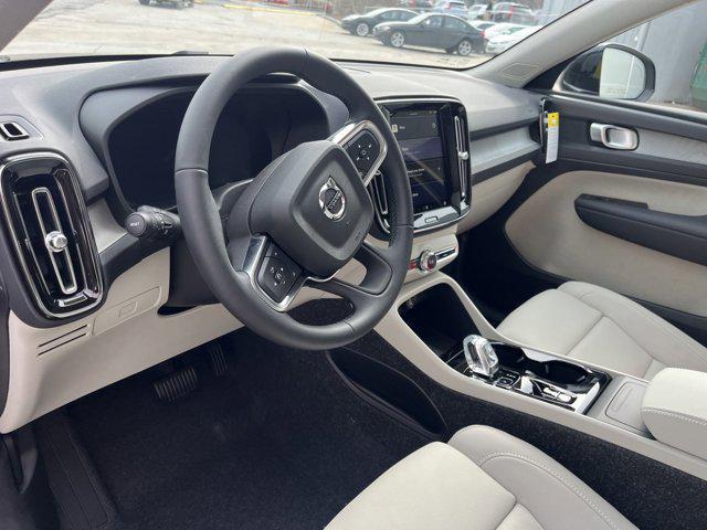 new 2025 Volvo XC40 car, priced at $48,335