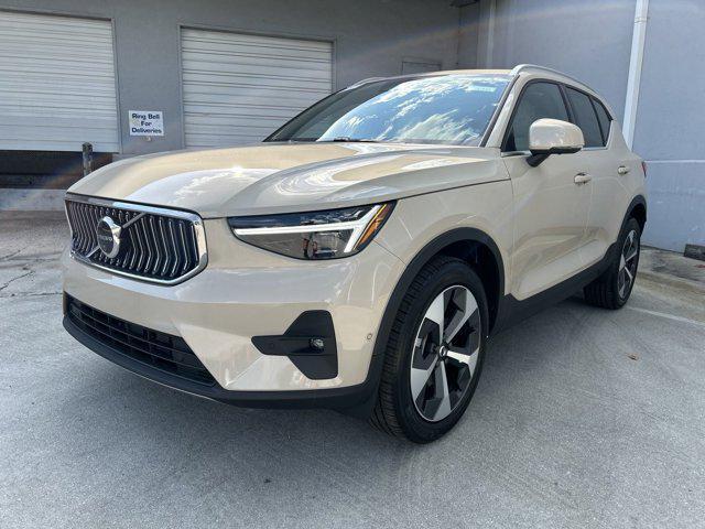 new 2025 Volvo XC40 car, priced at $48,315