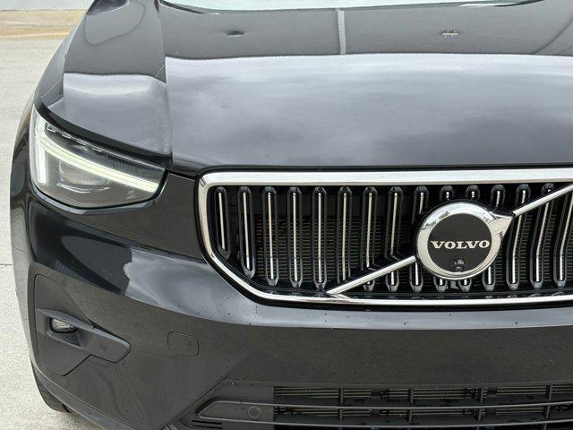 used 2025 Volvo XC40 car, priced at $40,898