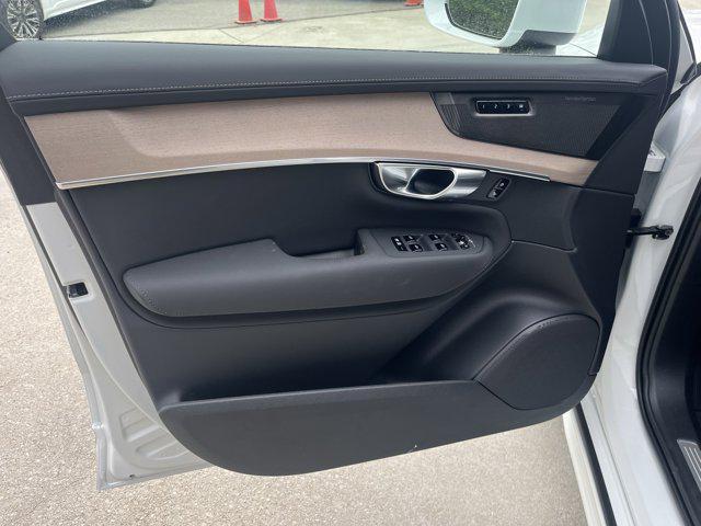 new 2025 Volvo XC90 car, priced at $69,155
