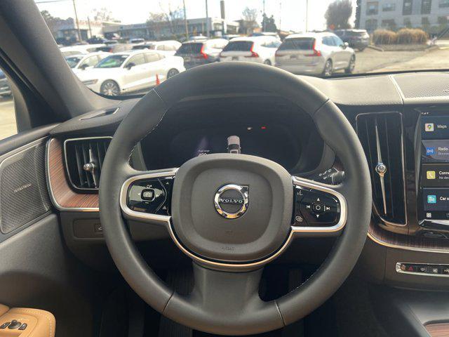 new 2025 Volvo XC60 car, priced at $61,700