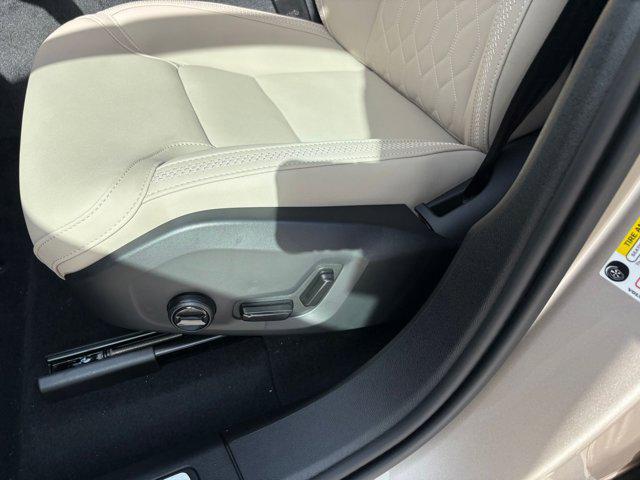 new 2026 Volvo XC60 car, priced at $57,575