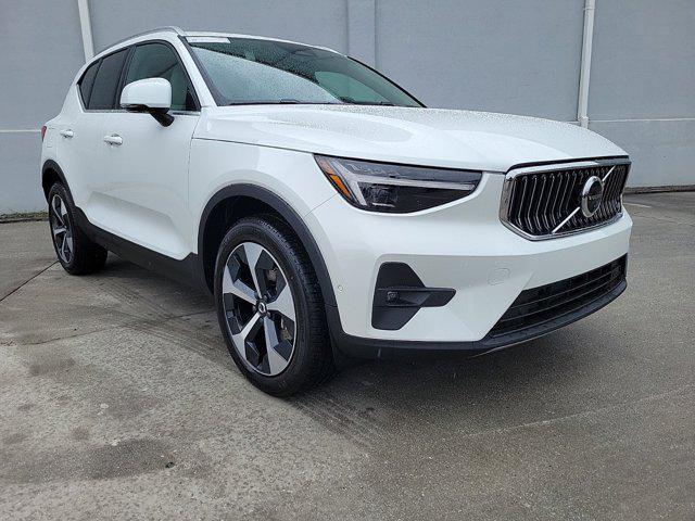 new 2025 Volvo XC40 car, priced at $48,315