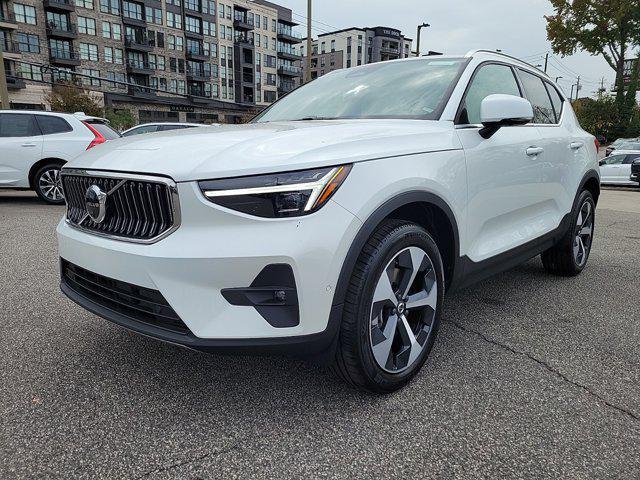 new 2025 Volvo XC40 car, priced at $48,315