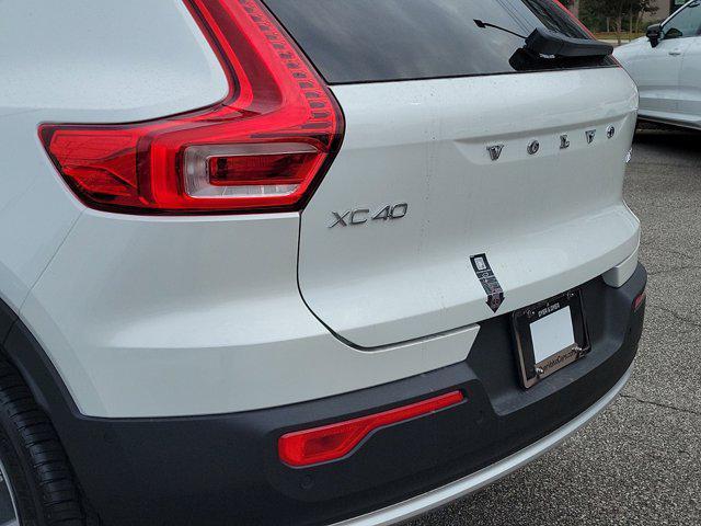 new 2025 Volvo XC40 car, priced at $48,315