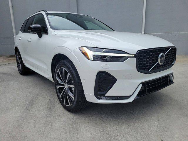 new 2025 Volvo XC60 car, priced at $55,335