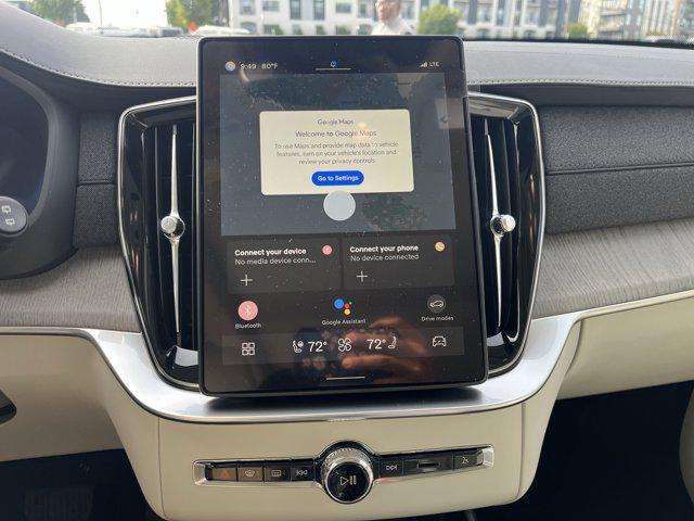 new 2025 Volvo XC90 Plug-In Hybrid car, priced at $82,405