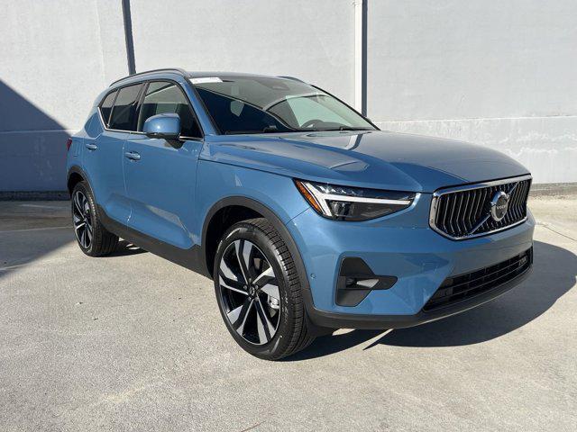 new 2025 Volvo XC40 car, priced at $51,550