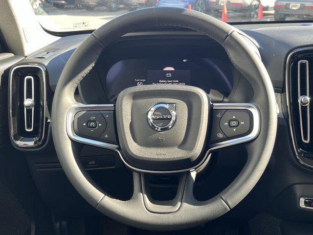 new 2025 Volvo XC40 car, priced at $51,550