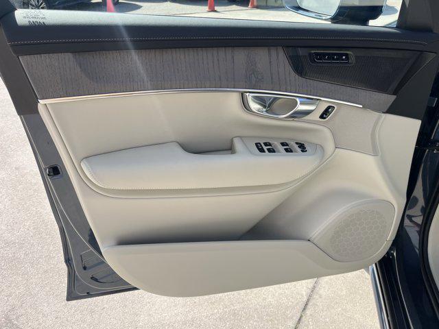 new 2025 Volvo XC90 car, priced at $73,145