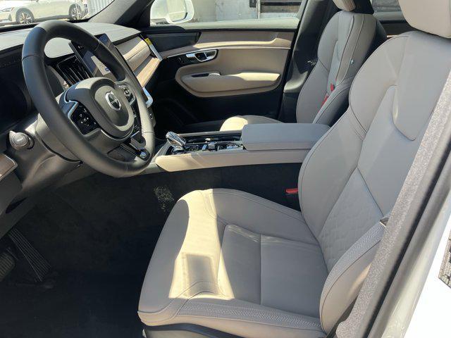 new 2025 Volvo XC90 car, priced at $69,155