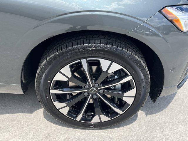 new 2026 Volvo XC60 car, priced at $57,575