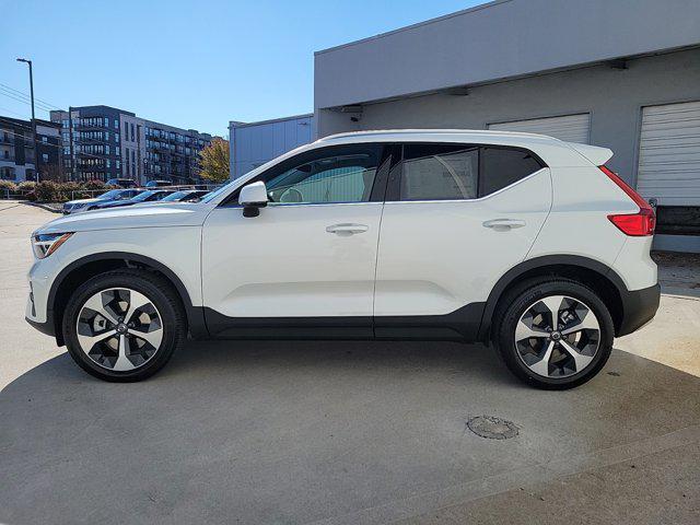 new 2025 Volvo XC40 car, priced at $46,015