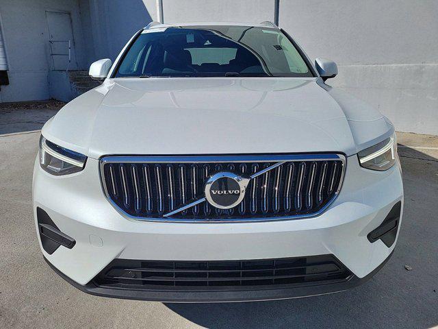 used 2025 Volvo XC40 car, priced at $40,397