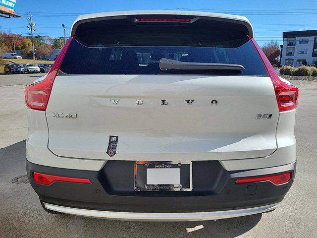 used 2025 Volvo XC40 car, priced at $40,397