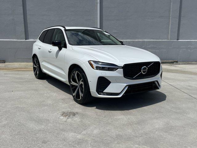 new 2025 Volvo XC60 car, priced at $62,065