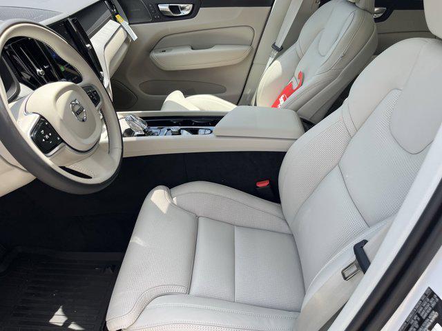 new 2025 Volvo XC60 car, priced at $62,065
