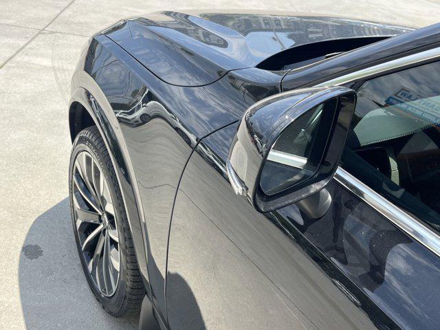 new 2025 Volvo XC90 car, priced at $66,925
