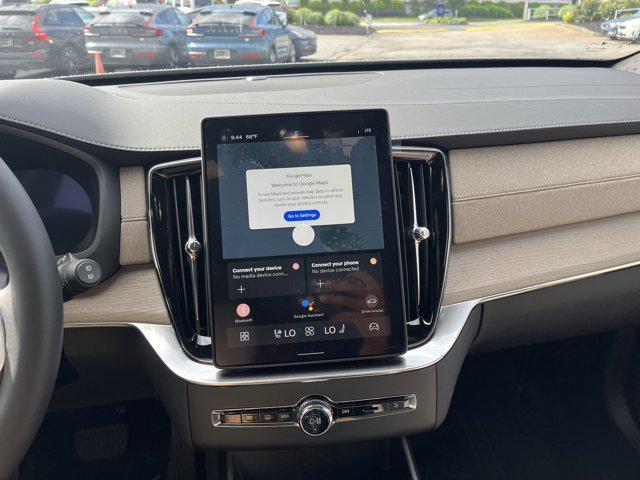 new 2025 Volvo XC90 car, priced at $65,645