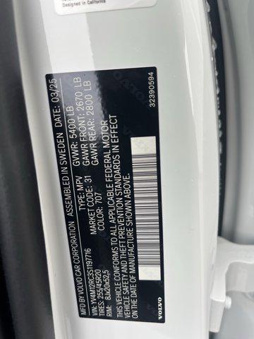 new 2025 Volvo XC60 car, priced at $55,360