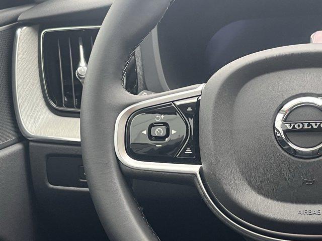 new 2025 Volvo XC60 car, priced at $55,360