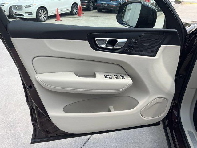 new 2026 Volvo XC60 car, priced at $64,040