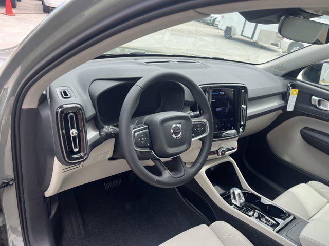 new 2025 Volvo XC60 car, priced at $55,360