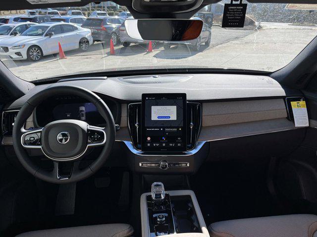 new 2025 Volvo XC90 car, priced at $72,260