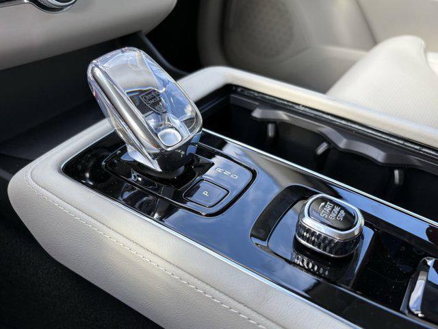 new 2026 Volvo XC90 Plug-In Hybrid car, priced at $85,705