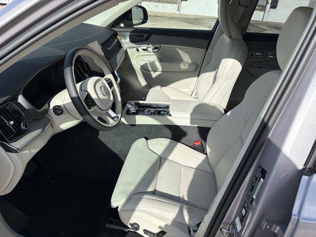 new 2026 Volvo XC90 Plug-In Hybrid car, priced at $85,705