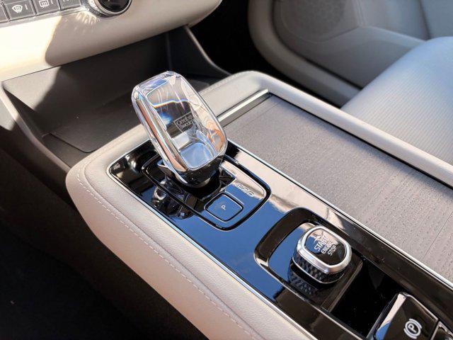 new 2026 Volvo XC90 car, priced at $75,155