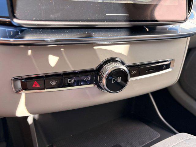new 2026 Volvo XC90 car, priced at $75,155