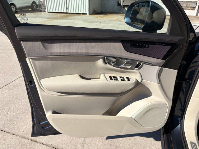 new 2026 Volvo XC90 car, priced at $75,155