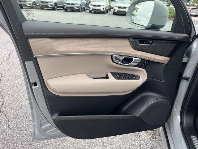 new 2025 Volvo XC90 car, priced at $65,555