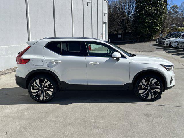 new 2025 Volvo XC40 car, priced at $51,015