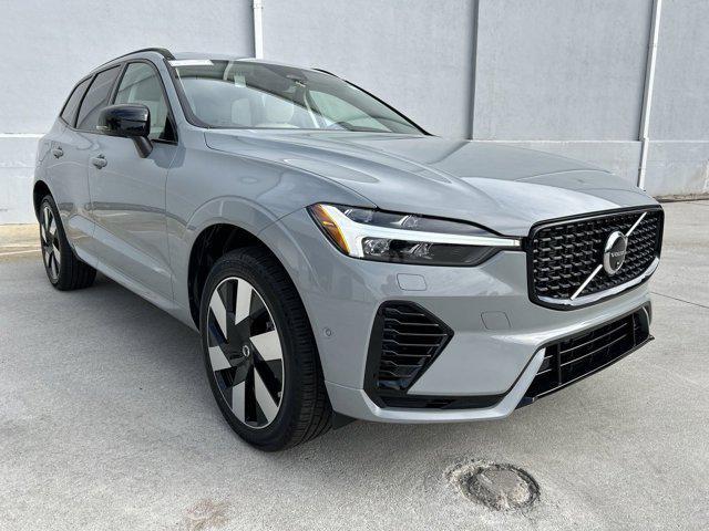 new 2025 Volvo XC60 Plug-In Hybrid car, priced at $66,235