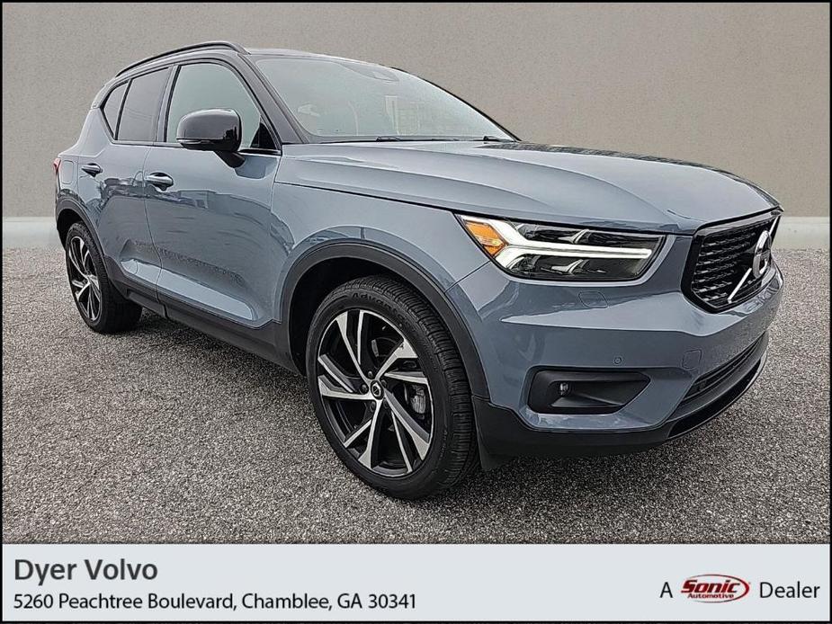 used 2020 Volvo XC40 car, priced at $28,895