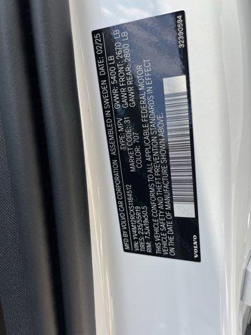 new 2025 Volvo XC60 car, priced at $54,560