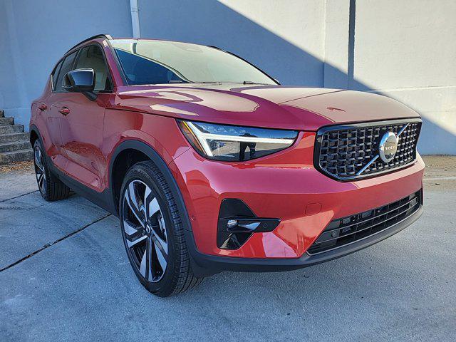 new 2025 Volvo XC40 car, priced at $51,765