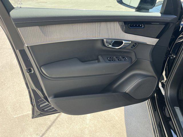new 2025 Volvo XC90 Plug-In Hybrid car, priced at $82,405